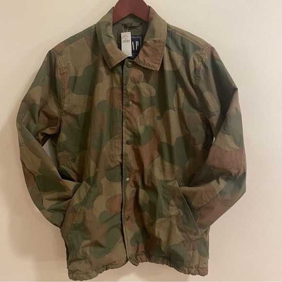 GAP Nylon Camo Print Jacket - Picture 1 of 7